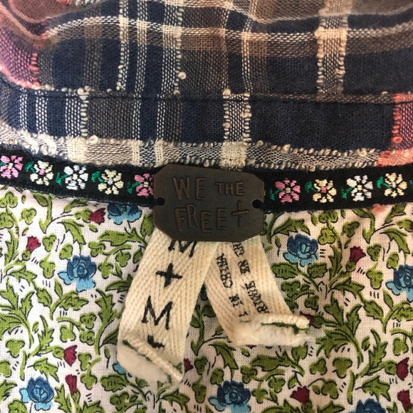 We The Free Plaid Tunic Button Top Blue Pink - Picture 6 of 6